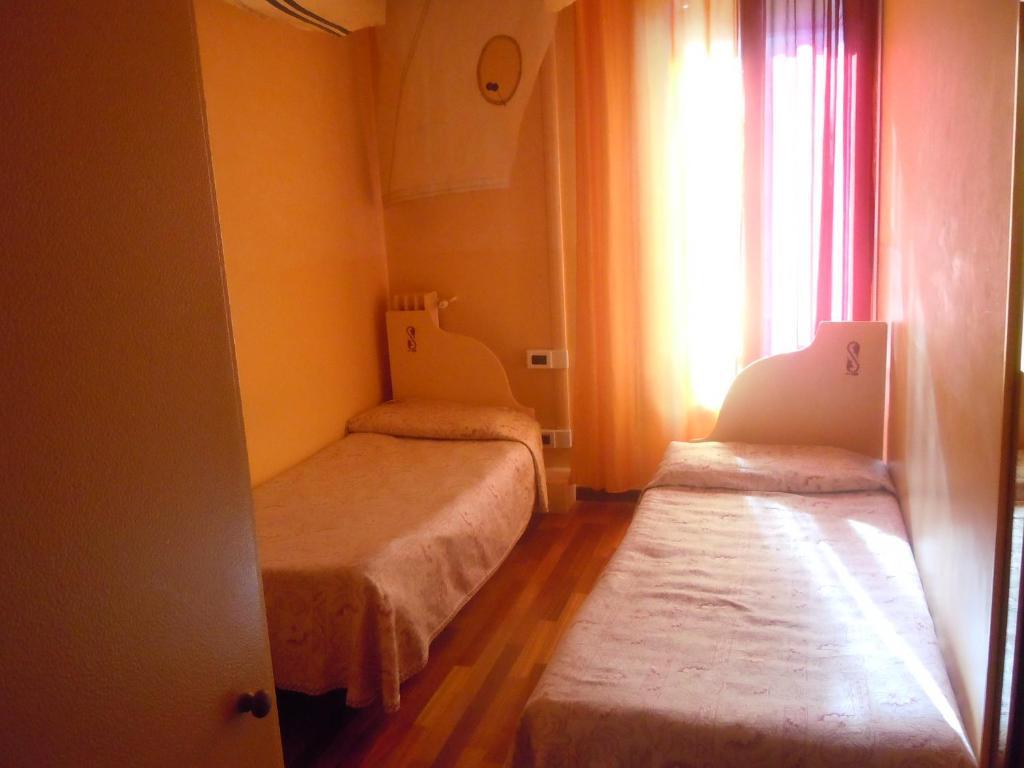 Hotel Cadoro Benátky Pokoj fotografie